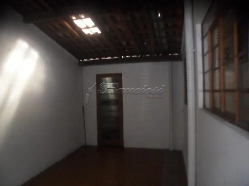 Casa com 3 quartos à venda, 330m2 em Vila Bela Vista, Capao Bonito - SP - imagem 6 Foto 6 de Casa com 3 quartos à venda, 330m2 em Vila Bela Vista, Capao Bonito - SP