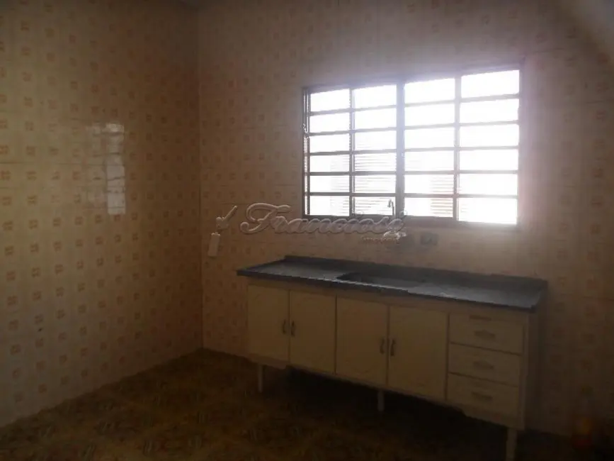 Casa com 3 quartos à venda, 330m2 em Vila Bela Vista, Capao Bonito - SP - imagem 3 Foto 3 de Casa com 3 quartos à venda, 330m2 em Vila Bela Vista, Capao Bonito - SP