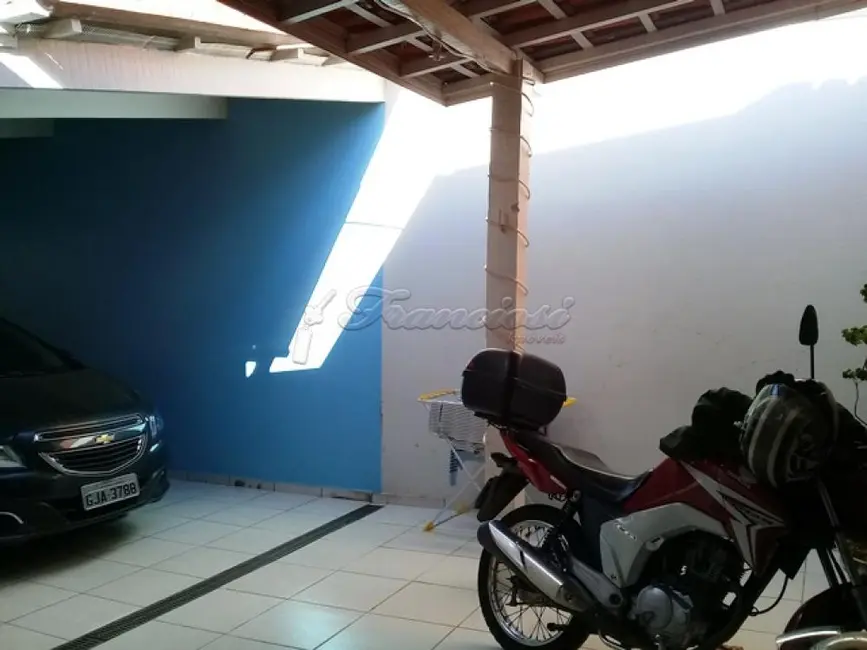 Foto 4 de Casa com 2 quartos à venda, 145m2 em Vila Esplanada, Itapetininga - SP