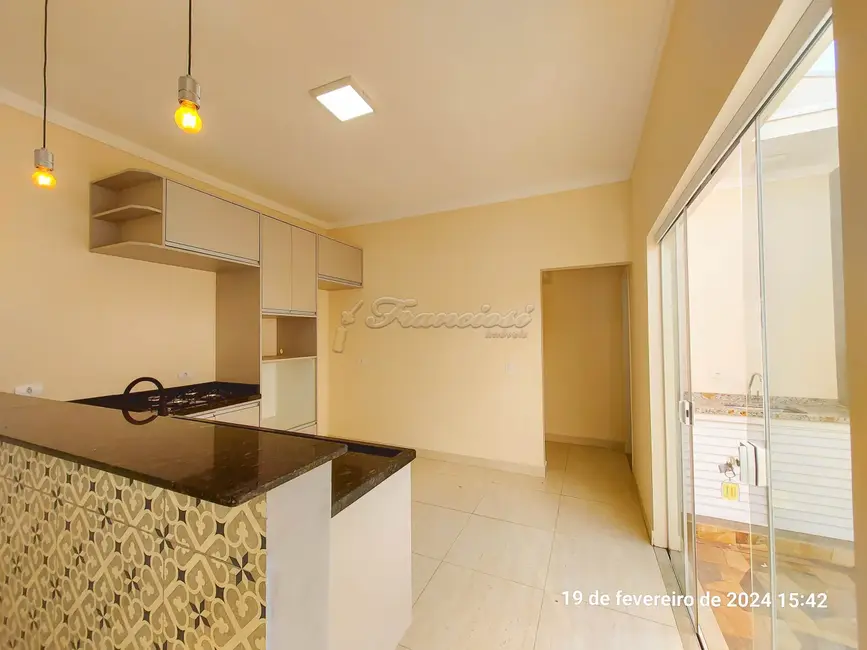 Casa de Condomínio com 3 quartos à venda, 186m2 em Vila Progresso, Itapetininga - SP - imagem 3 Foto 3 de Casa de Condomínio com 3 quartos à venda, 186m2 em Vila Progresso, Itapetininga - SP