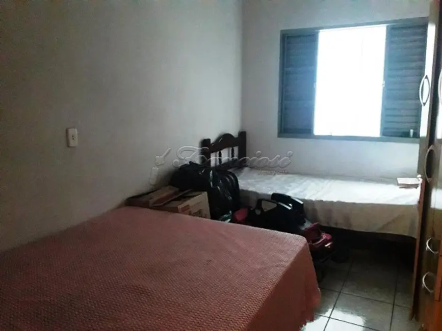 Casa com 3 quartos à venda, 148m2 em Itapetininga - SP - imagem 8 Foto 8 de Casa com 3 quartos à venda, 148m2 em Itapetininga - SP
