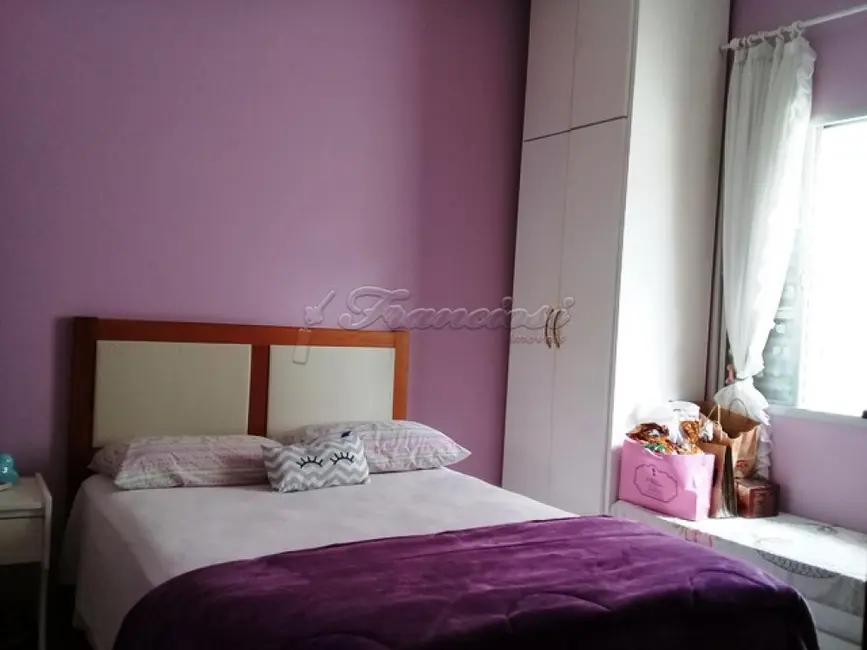 Casa com 4 quartos à venda, 250m2 em Vila Barth, Itapetininga - SP - imagem 4 Foto 4 de Casa com 4 quartos à venda, 250m2 em Vila Barth, Itapetininga - SP