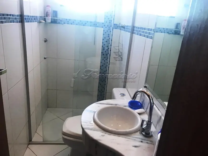 Casa com 3 quartos à venda, 270m2 em Vila Vendramini, Itapetininga - SP - imagem 8 Foto 8 de Casa com 3 quartos à venda, 270m2 em Vila Vendramini, Itapetininga - SP