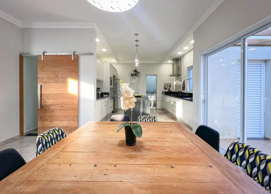 Foto 7 de Casa com 3 quartos à venda, 230m2 em Estância Conceição, Itapetininga - SP