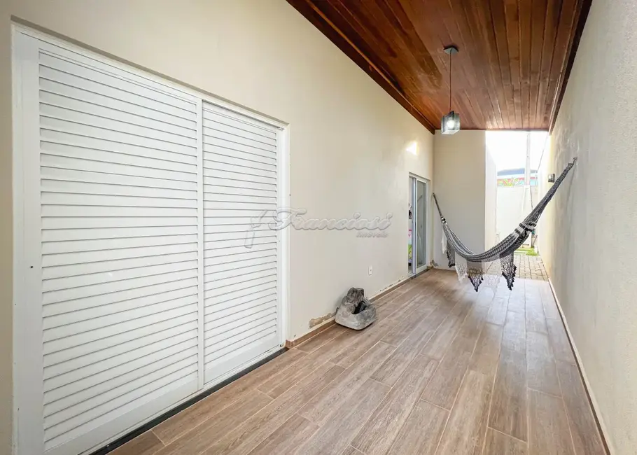 Foto 4 de Casa com 3 quartos à venda, 230m2 em Estância Conceição, Itapetininga - SP