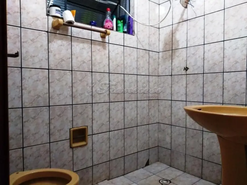 Casa com 4 quartos à venda, 268m2 em Itapetininga - SP - imagem 9 Foto 9 de Casa com 4 quartos à venda, 268m2 em Itapetininga - SP