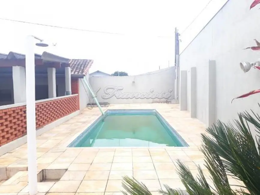 Casa com 4 quartos à venda, 342m2 em Vila Arruda, Itapetininga - SP - imagem 2 Foto 2 de Casa com 4 quartos à venda, 342m2 em Vila Arruda, Itapetininga - SP