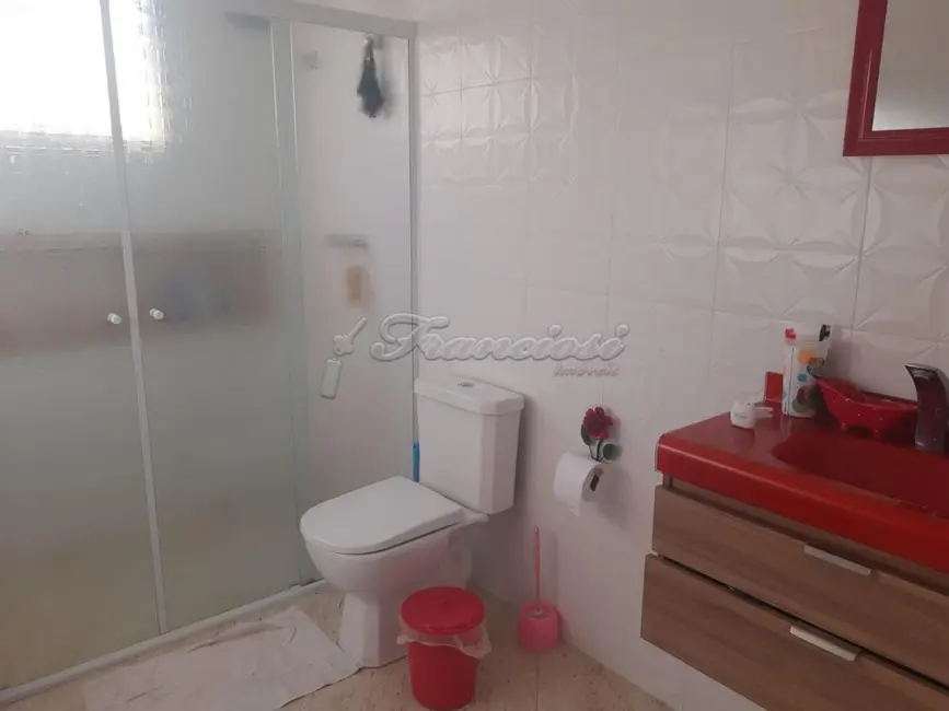 Casa de Condomínio com 3 quartos à venda, 360m2 em Terras de Santo Antônio, Itapetininga - SP - imagem 4 Foto 4 de Casa de Condomínio com 3 quartos à venda, 360m2 em Terras de Santo Antônio, Itapetininga - SP