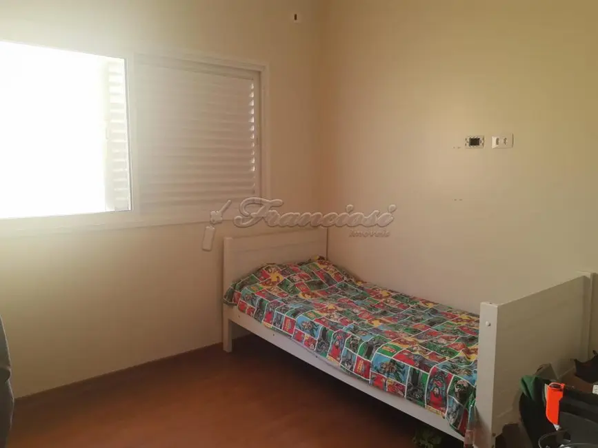 Casa de Condomínio com 3 quartos à venda, 360m2 em Terras de Santo Antônio, Itapetininga - SP - imagem 7 Foto 7 de Casa de Condomínio com 3 quartos à venda, 360m2 em Terras de Santo Antônio, Itapetininga - SP