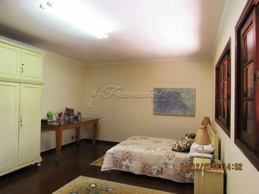 Foto 5 de Casa com 3 quartos à venda, 314m2 em Centro, Itapetininga - SP