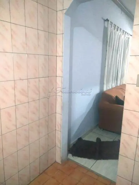 Casa com 2 quartos à venda, 300m2 em Itapetininga - SP - imagem 3 Foto 3 de Casa com 2 quartos à venda, 300m2 em Itapetininga - SP
