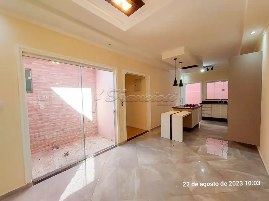 Casa com 3 quartos à venda, 159m2 em Vila Serafim, Itapetininga - SP - imagem 4 Foto 4 de Casa com 3 quartos à venda, 159m2 em Vila Serafim, Itapetininga - SP