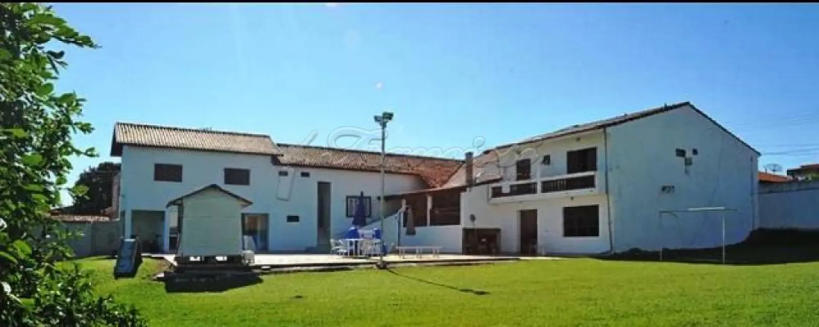 Foto 1 de Fazenda / Haras com 9 quartos à venda, 4780m2 em Centro, Sarapui - SP
