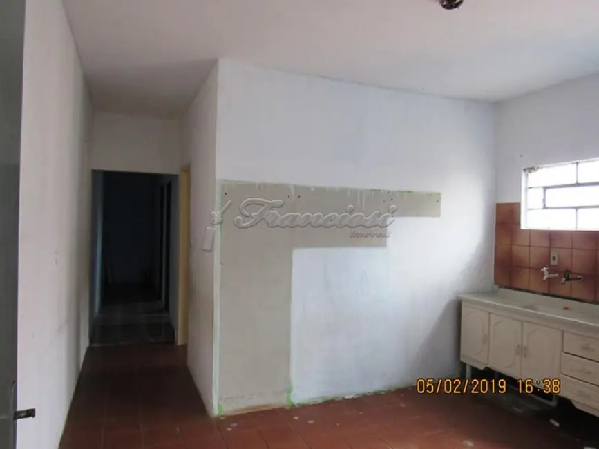 Casa com 2 quartos à venda, 85m2 em Vila Hungria, Itapetininga - SP - imagem 4 Foto 4 de Casa com 2 quartos à venda, 85m2 em Vila Hungria, Itapetininga - SP