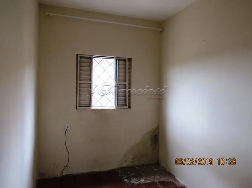 Casa com 2 quartos à venda, 85m2 em Vila Hungria, Itapetininga - SP - imagem 6 Foto 6 de Casa com 2 quartos à venda, 85m2 em Vila Hungria, Itapetininga - SP