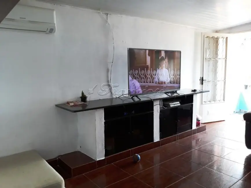 Casa com 3 quartos à venda, 300m2 em Itapetininga - SP - imagem 3 Foto 3 de Casa com 3 quartos à venda, 300m2 em Itapetininga - SP