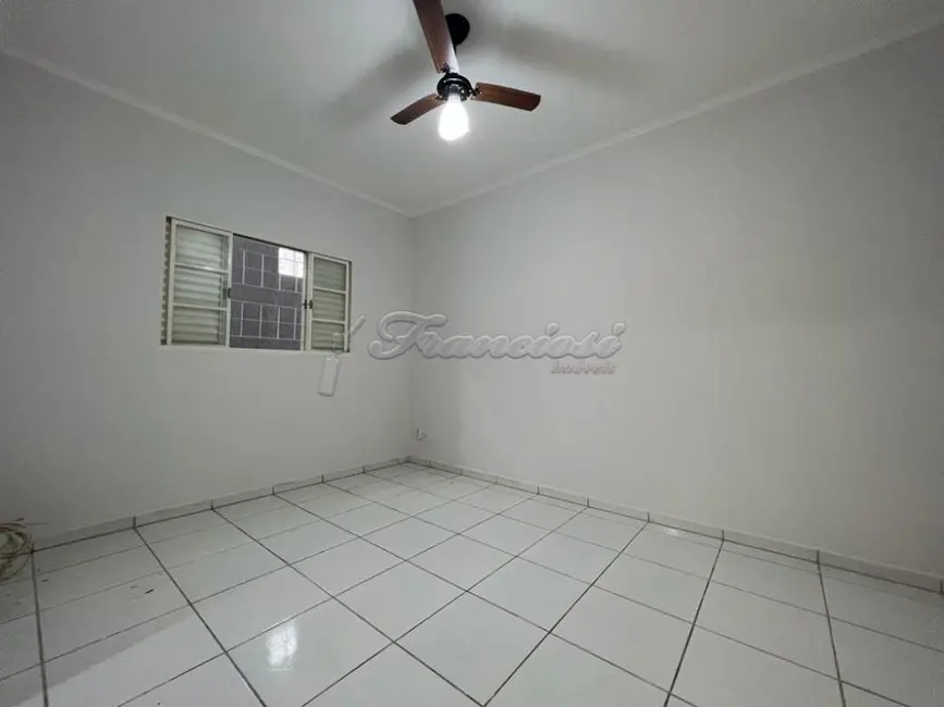 Casa com 3 quartos à venda, 175m2 em Morada do Sol, Itapetininga - SP - imagem 5 Foto 5 de Casa com 3 quartos à venda, 175m2 em Morada do Sol, Itapetininga - SP