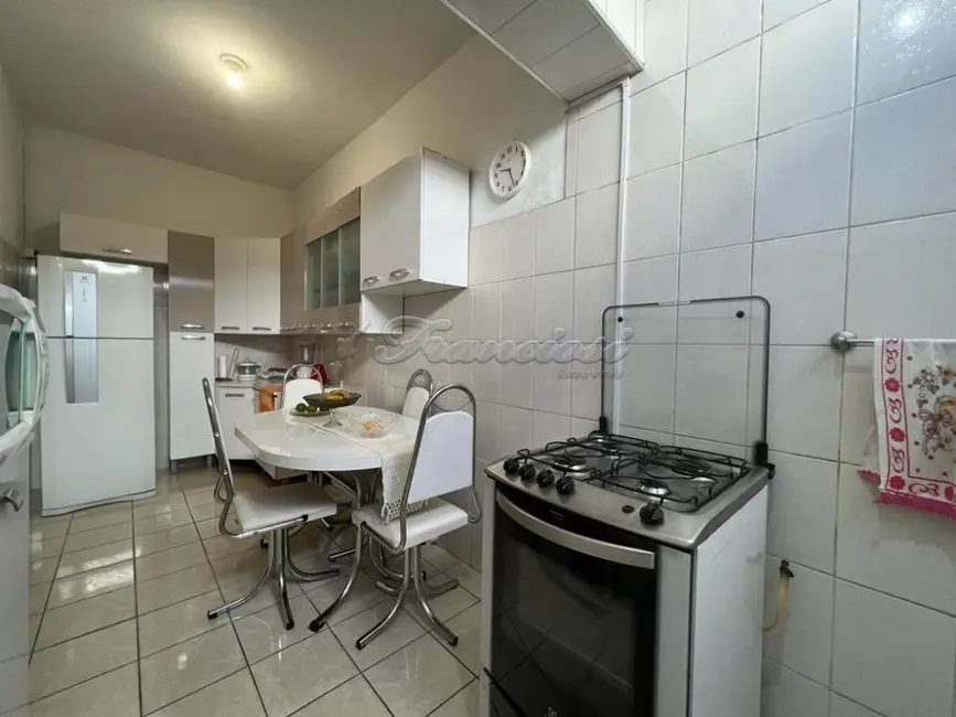 Casa com 3 quartos à venda, 89m2 em Centro, Itapetininga - SP - imagem 7 Foto 7 de Casa com 3 quartos à venda, 89m2 em Centro, Itapetininga - SP