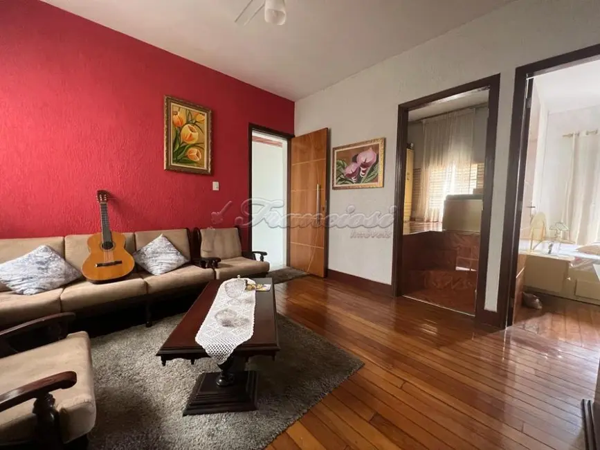 Casa com 3 quartos à venda, 89m2 em Centro, Itapetininga - SP - imagem 2 Foto 2 de Casa com 3 quartos à venda, 89m2 em Centro, Itapetininga - SP