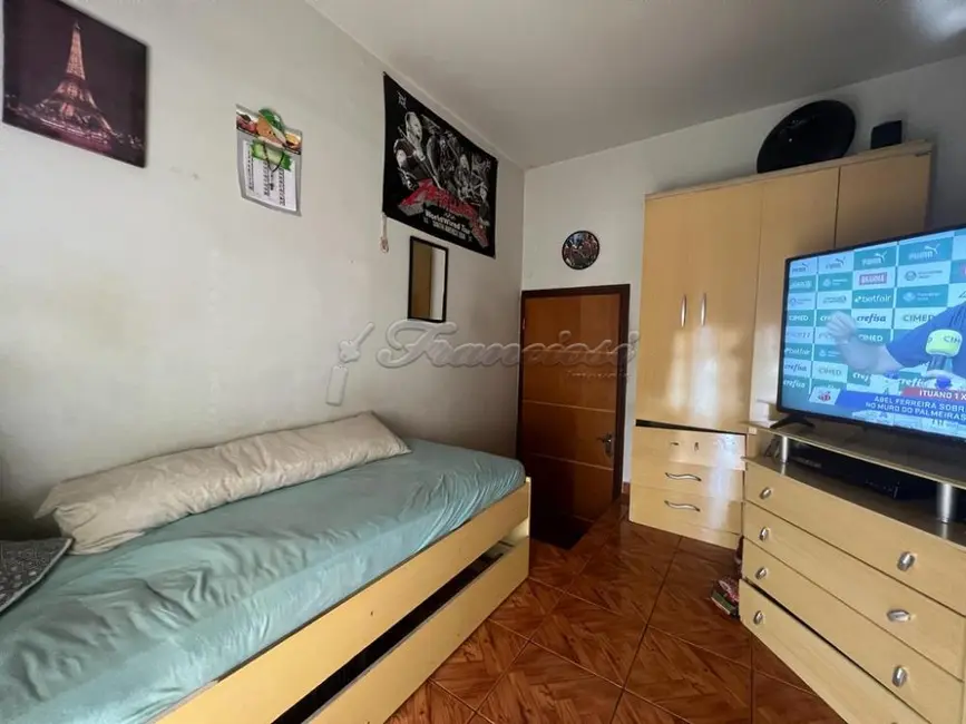 Casa com 3 quartos à venda, 89m2 em Centro, Itapetininga - SP - imagem 3 Foto 3 de Casa com 3 quartos à venda, 89m2 em Centro, Itapetininga - SP