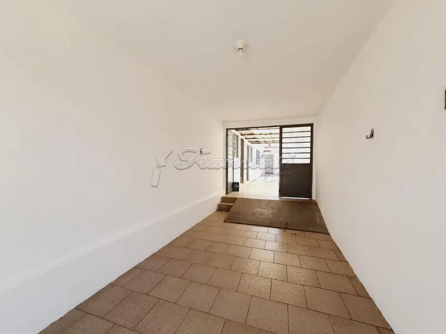 Foto 1 de Casa com 3 quartos à venda, 276m2 em Centro, Itapetininga - SP