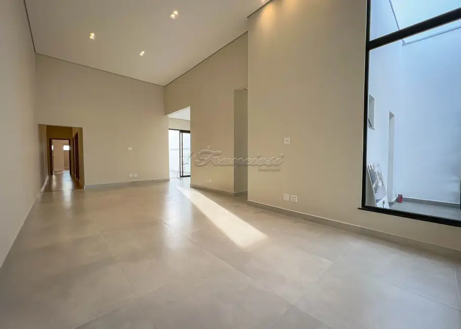 Casa de Condomínio com 3 quartos à venda, 290m2 em Vila Progresso, Itapetininga - SP - imagem 1 Foto 1 de Casa de Condomínio com 3 quartos à venda, 290m2 em Vila Progresso, Itapetininga - SP