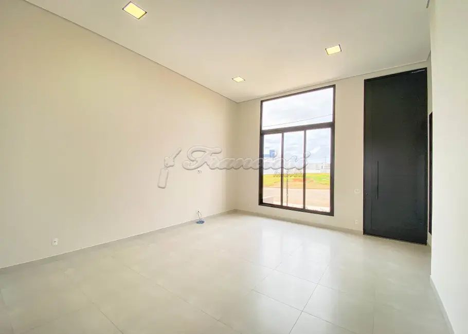 Foto 1 de Casa de Condomínio com 3 quartos à venda, 302m2 em Terras de Santo Antônio, Itapetininga - SP