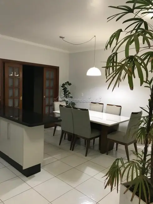 Foto 2 de Casa com 3 quartos à venda, 358m2 em Morada do Sol, Itapetininga - SP