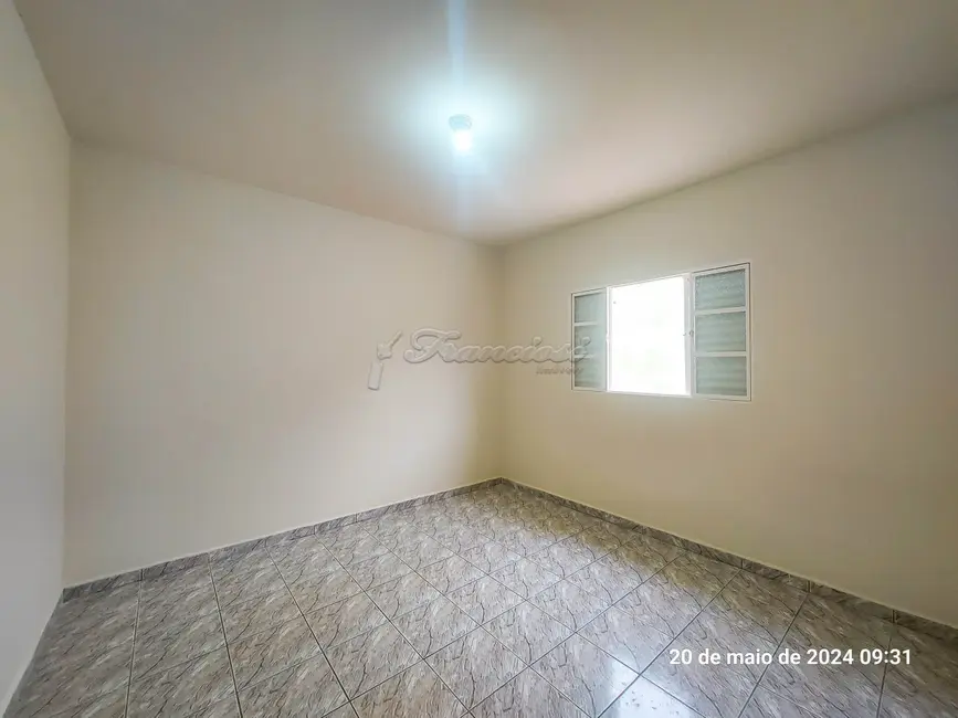 Casa com 2 quartos à venda, 140m2 em Jardim Fogaça, Itapetininga - SP - imagem 6 Foto 6 de Casa com 2 quartos à venda, 140m2 em Jardim Fogaça, Itapetininga - SP