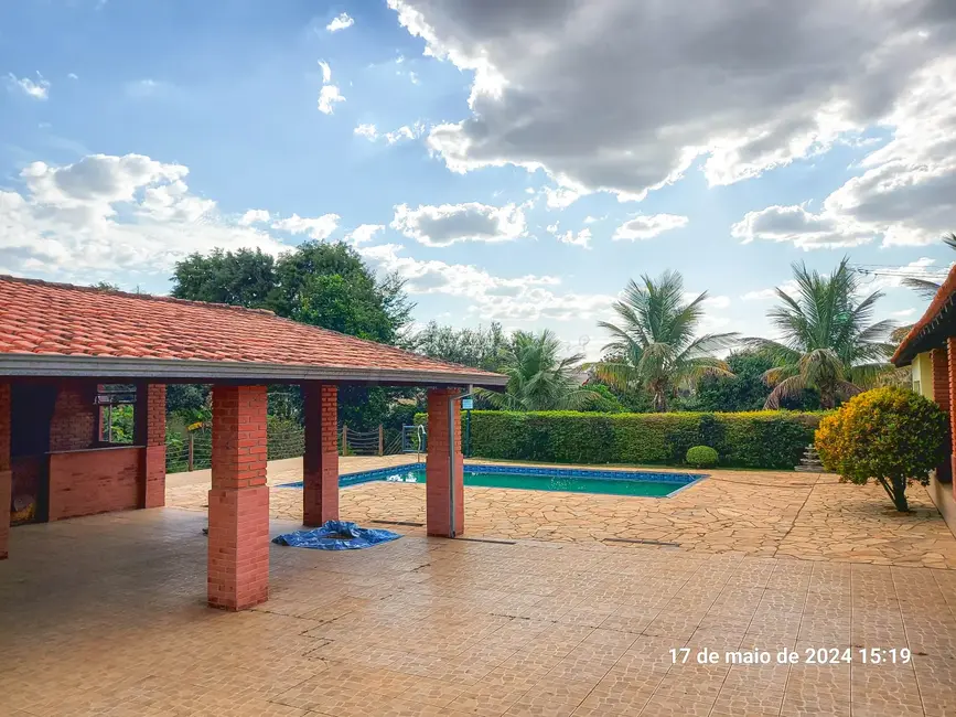 Fazenda / Haras com 5 quartos para alugar, 400m2 em Mato Seco, Itapetininga - SP - imagem 5 Foto 5 de Fazenda / Haras com 5 quartos para alugar, 400m2 em Mato Seco, Itapetininga - SP