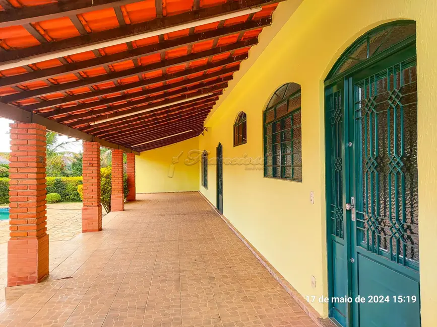 Fazenda / Haras com 5 quartos para alugar, 400m2 em Mato Seco, Itapetininga - SP - imagem 4 Foto 4 de Fazenda / Haras com 5 quartos para alugar, 400m2 em Mato Seco, Itapetininga - SP