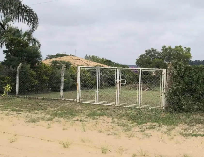 Foto 1 de Terreno / Lote à venda, 1000m2 em Alambari - SP