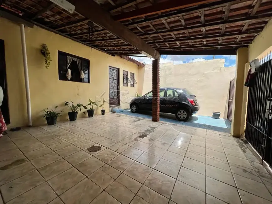 Foto 2 de Casa com 3 quartos à venda, 150m2 em Vila Arruda, Itapetininga - SP