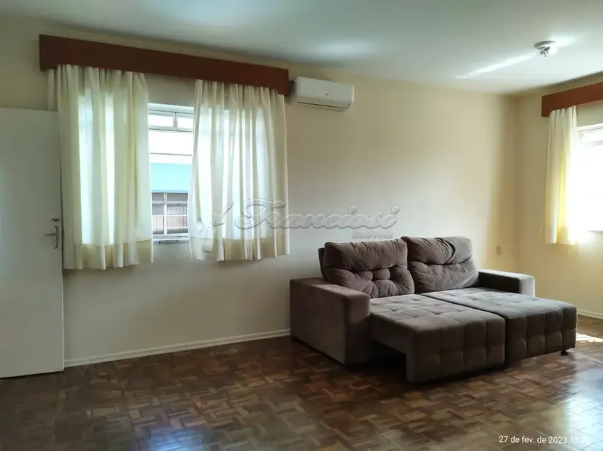Foto 6 de Casa com 3 quartos para alugar, 360m2 em Centro, Itapetininga - SP