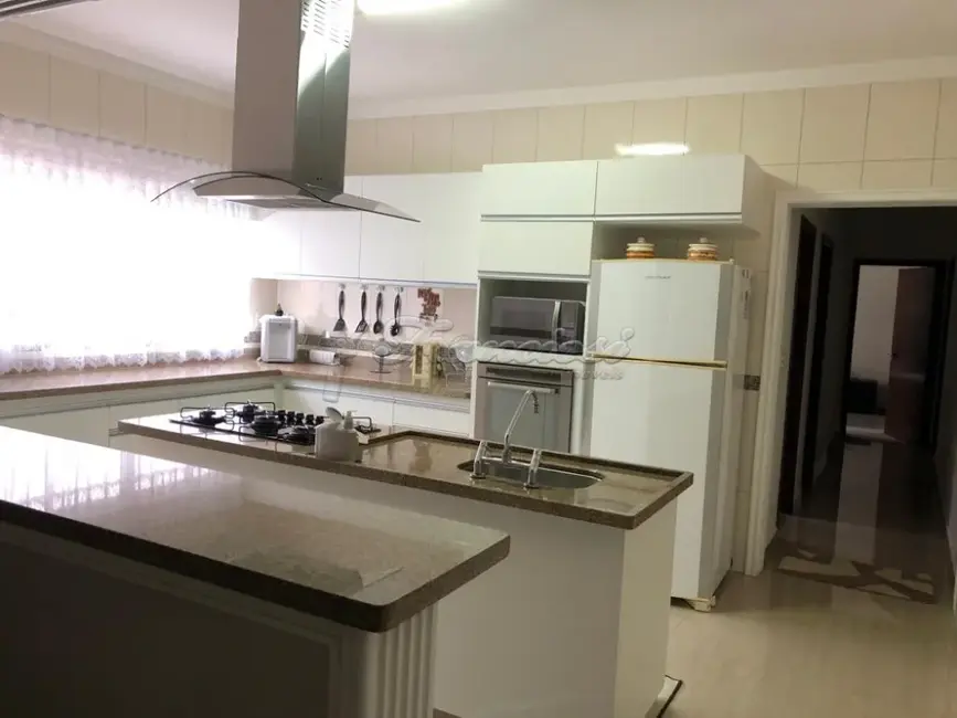 Foto 5 de Casa com 3 quartos à venda, 175m2 em Morada do Sol, Itapetininga - SP