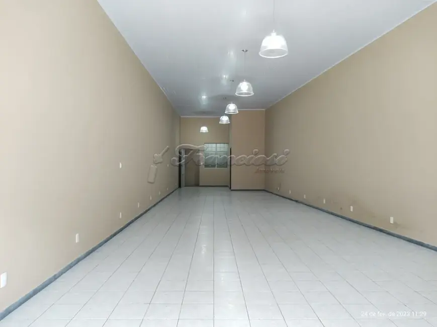 Foto 1 de Prédio Inteiro para alugar, 111m2 em Centro, Itapetininga - SP