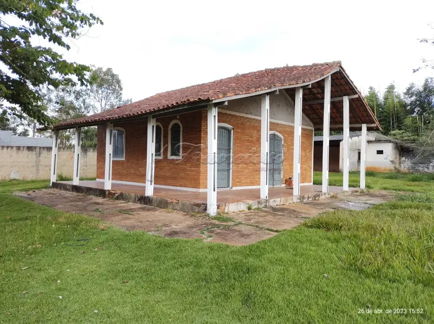 Casa com 2 quartos à venda, 1944m2 em Chácaras Alvorada, Itapetininga - SP - imagem 5 Foto 5 de Casa com 2 quartos à venda, 1944m2 em Chácaras Alvorada, Itapetininga - SP