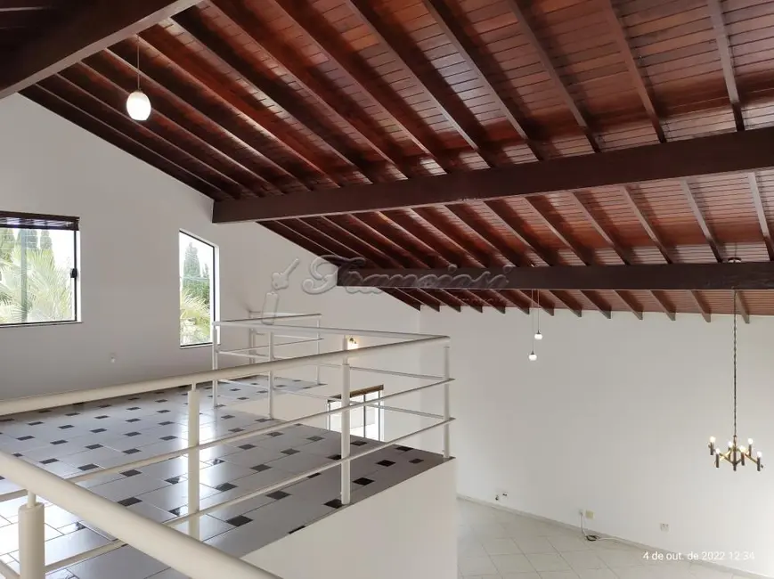 Casa de Condomínio com 3 quartos à venda, 300m2 em Jardim Marabá, Itapetininga - SP - imagem 4 Foto 4 de Casa de Condomínio com 3 quartos à venda, 300m2 em Jardim Marabá, Itapetininga - SP