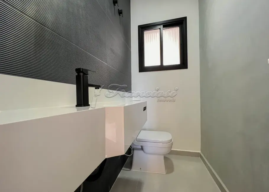 Casa de Condomínio com 3 quartos à venda, 225m2 em Terras de Santo Antônio, Itapetininga - SP - imagem 5 Foto 5 de Casa de Condomínio com 3 quartos à venda, 225m2 em Terras de Santo Antônio, Itapetininga - SP