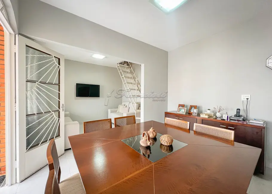 Casa com 2 quartos à venda, 210m2 em Vila Regina, Itapetininga - SP - imagem 9 Foto 9 de Casa com 2 quartos à venda, 210m2 em Vila Regina, Itapetininga - SP