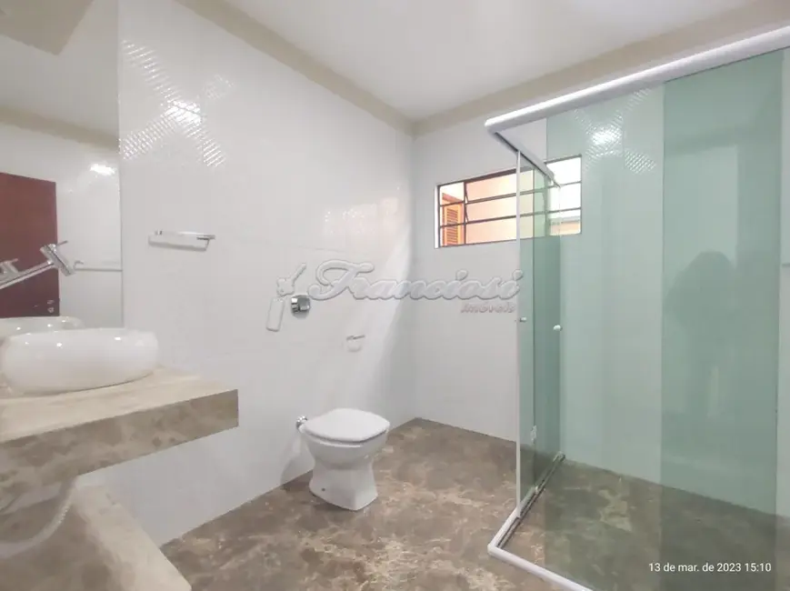 Casa com 2 quartos à venda, 150m2 em Jardim Itália, Itapetininga - SP - imagem 5 Foto 5 de Casa com 2 quartos à venda, 150m2 em Jardim Itália, Itapetininga - SP