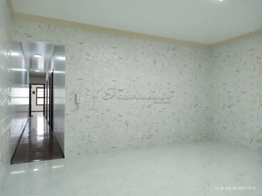 Casa com 2 quartos à venda, 150m2 em Jardim Itália, Itapetininga - SP - imagem 8 Foto 8 de Casa com 2 quartos à venda, 150m2 em Jardim Itália, Itapetininga - SP