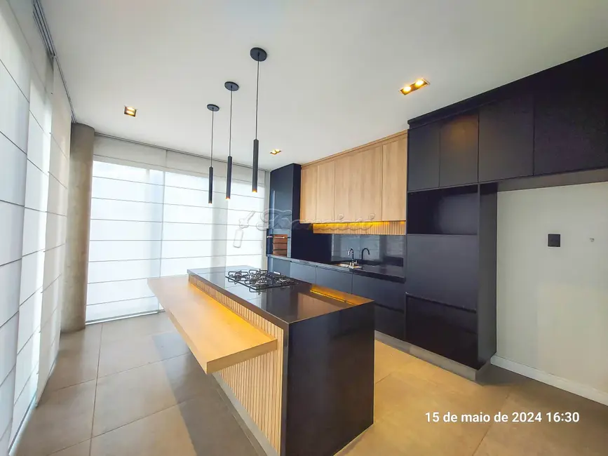 Casa de Condomínio com 3 quartos à venda, 217m2 em Vila Popular, Itapetininga - SP - imagem 4 Foto 4 de Casa de Condomínio com 3 quartos à venda, 217m2 em Vila Popular, Itapetininga - SP