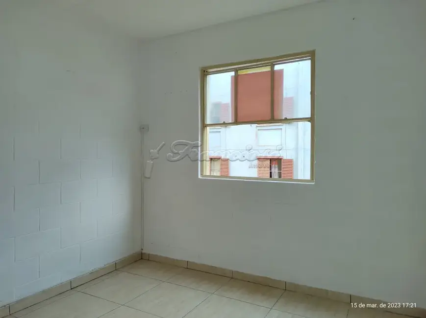 Foto 5 de Apartamento com 2 quartos para alugar, 48m2 em Vila Popular, Itapetininga - SP