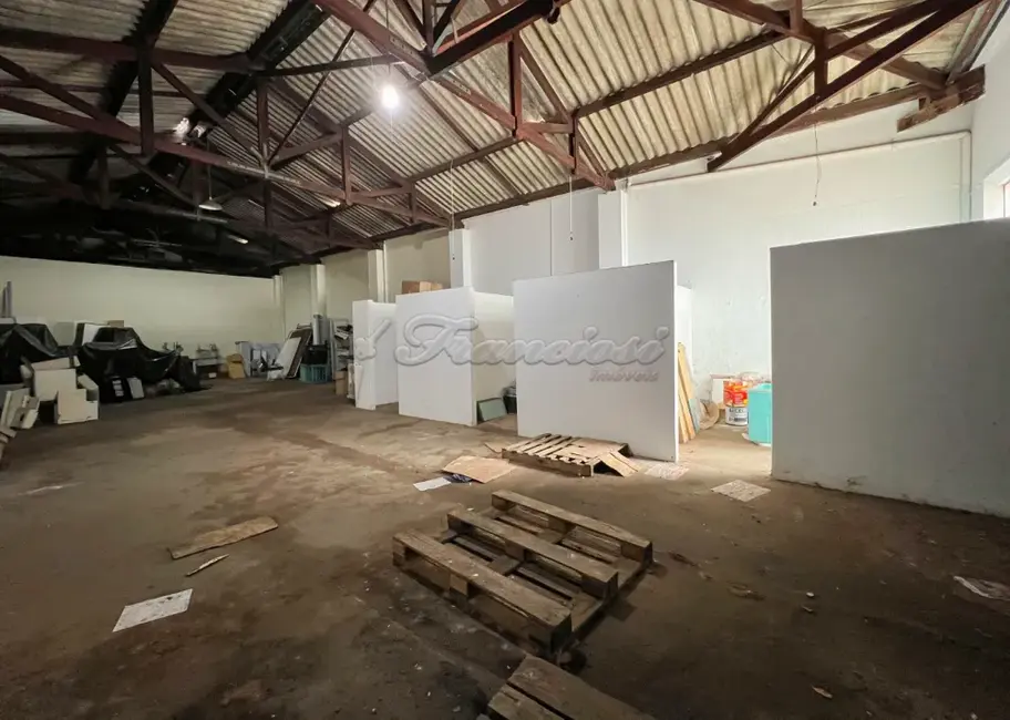 Foto 7 de Sala Comercial à venda, 922m2 em Centro, Itapetininga - SP