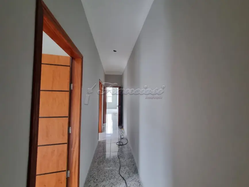 Casa de Condomínio com 3 quartos à venda, 150m2 em Vila Piedade, Itapetininga - SP - imagem 4 Foto 4 de Casa de Condomínio com 3 quartos à venda, 150m2 em Vila Piedade, Itapetininga - SP