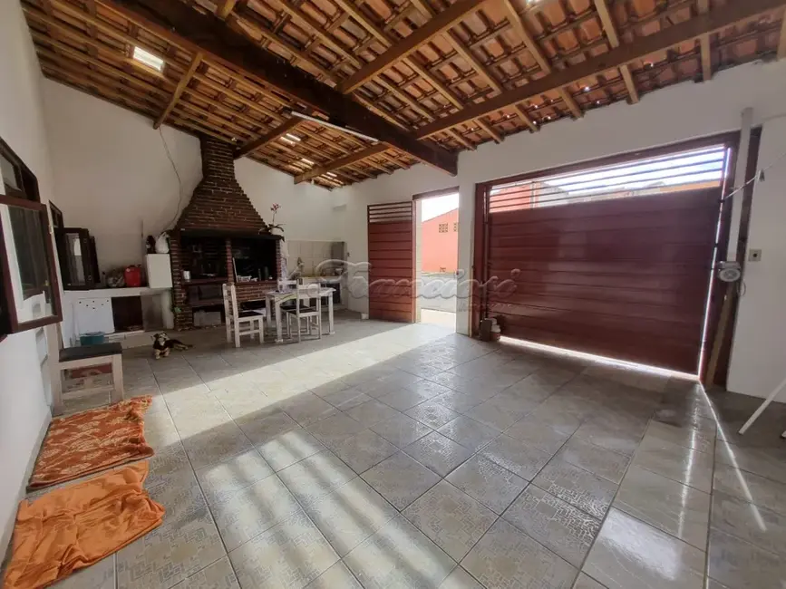 Foto 2 de Casa com 2 quartos à venda, 157m2 em Vila Belo Horizonte, Itapetininga - SP