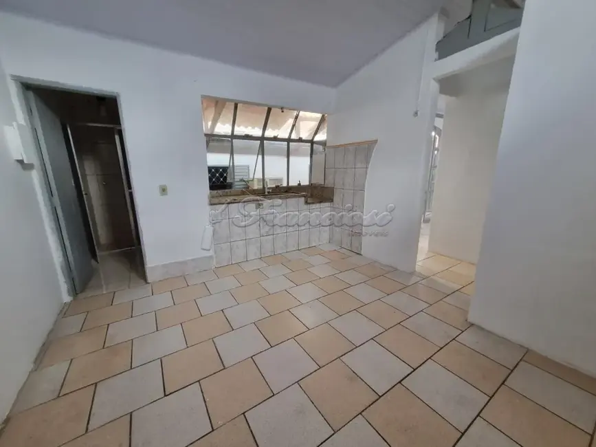 Foto 4 de Casa com 2 quartos à venda, 157m2 em Vila Belo Horizonte, Itapetininga - SP