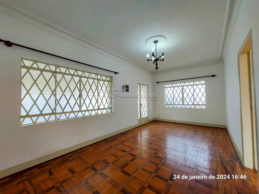 Casa com 4 quartos à venda, 330m2 em Centro, Itapetininga - SP - imagem 3 Foto 3 de Casa com 4 quartos à venda, 330m2 em Centro, Itapetininga - SP