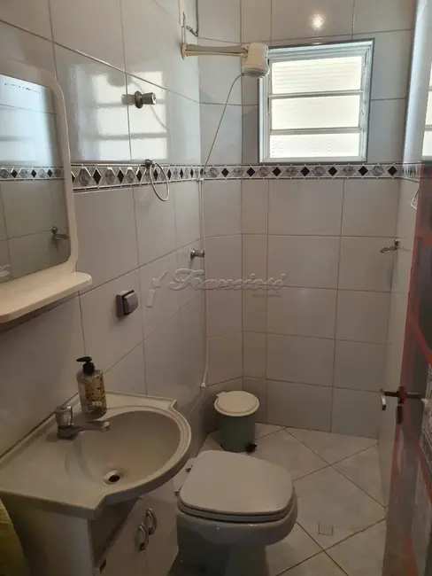 Casa com 3 quartos à venda, 129m2 em Vila Monteiro, Itapetininga - SP - imagem 5 Foto 5 de Casa com 3 quartos à venda, 129m2 em Vila Monteiro, Itapetininga - SP